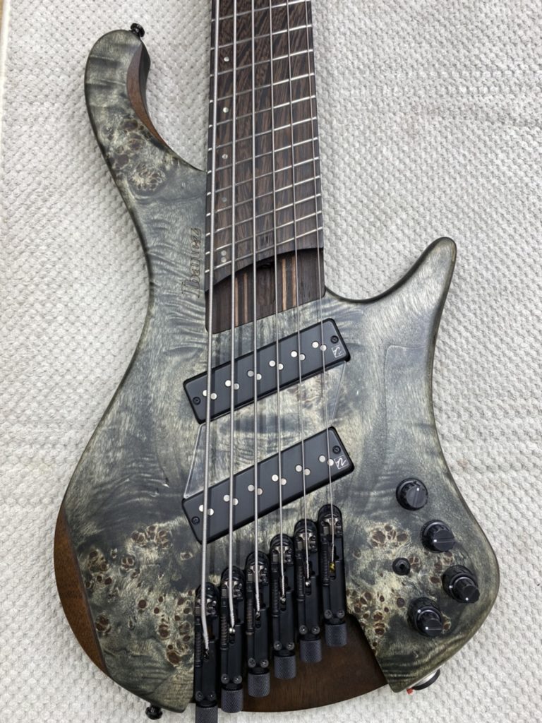 Ibanez ファンフレベースのためのアクリル製カスタムフィンガーランプ