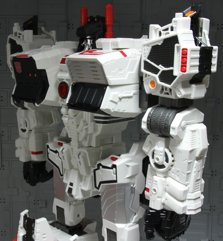 トランスフォーマー ジェネレーションズ TG-23 メトロプレックス