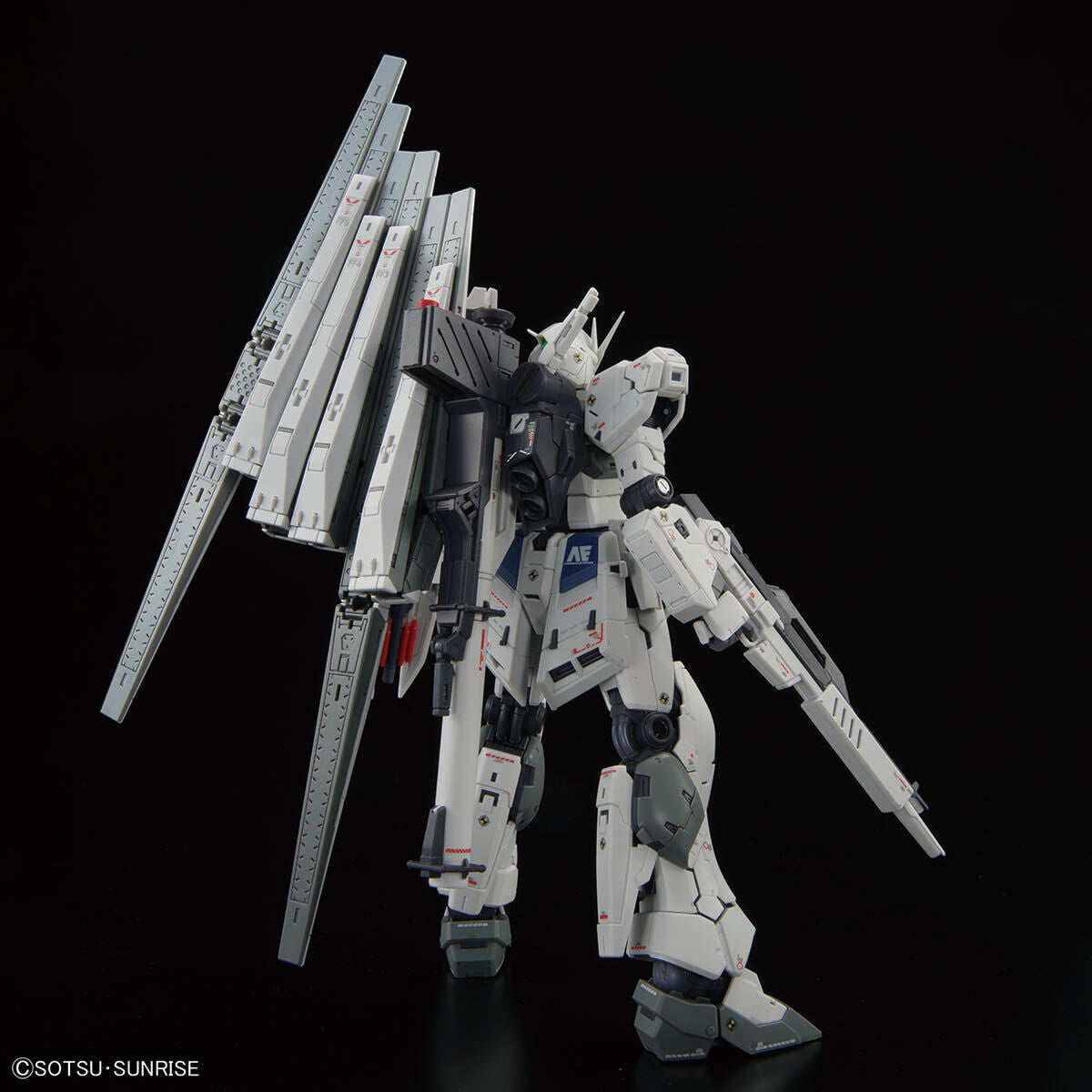 RG 1/144 RX-93 ν Gundam (First Lot Color Ver.) - 4573102629357