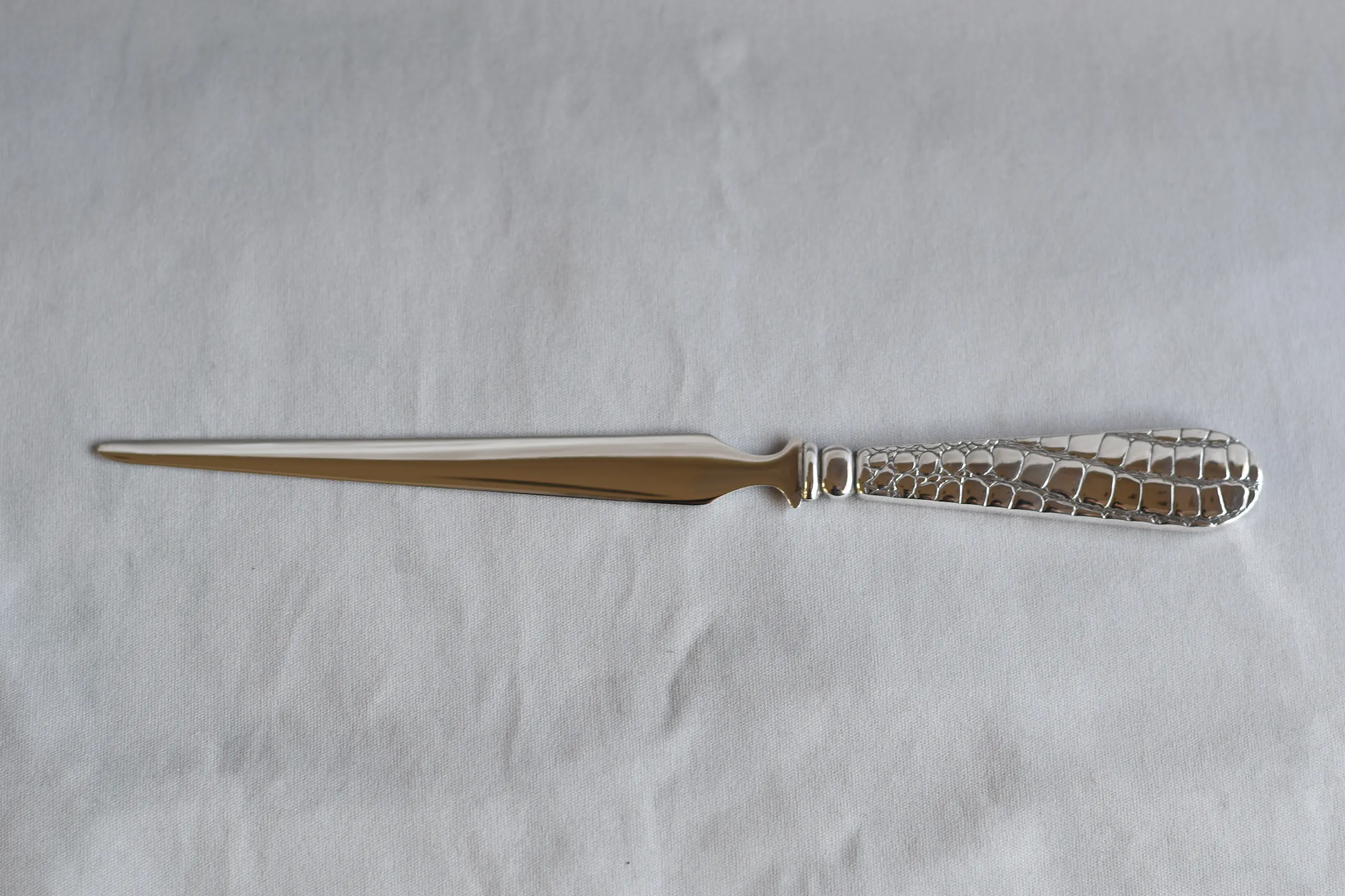 銀製ペーパーナイフ『クロコ』 ｜ 内藤銀器製作所