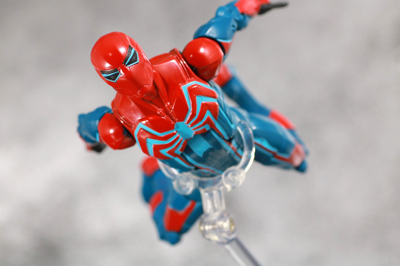 スパイダーマン ベロシティースーツ 1/10 スタチュー 1/10 Marvel