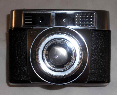 ZEISS IKON Contessa LKE 35 Millimeter SLR Camera Zeiss Tessar 2.8