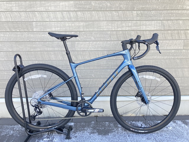 お得なカーボンのグラベルバイクが入荷しました！ ｜ ジャイアント