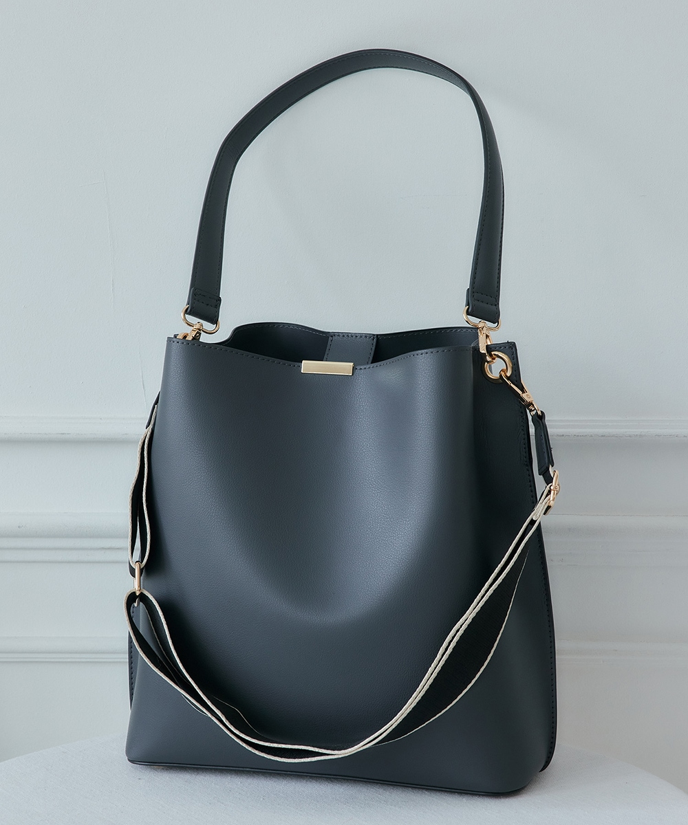 軽量2wayハンドルスクエアA4バッグ - 12Twelve Agenda