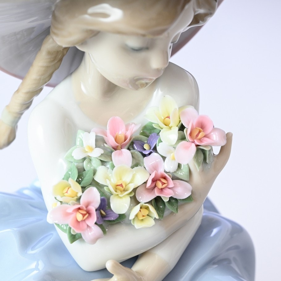 リヤドロ 花の香りにつつまれて フィギュア 人形 女性 LLADRO リアドロ