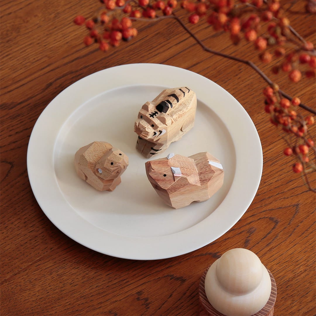 伊勢一刀彫 干支（一刀彫 結 × cotogoto） | 季節のしつらい | cotogoto