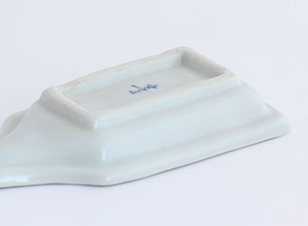 文吉窯 豆皿（色絵羽子板）｜九谷焼のうつわ｜和食器通販 じろや