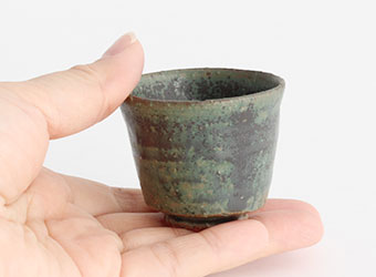 山本芳子 ぐい呑み（緑釉／中）｜酒器｜九谷焼のうつわ｜和食器通販 じろや