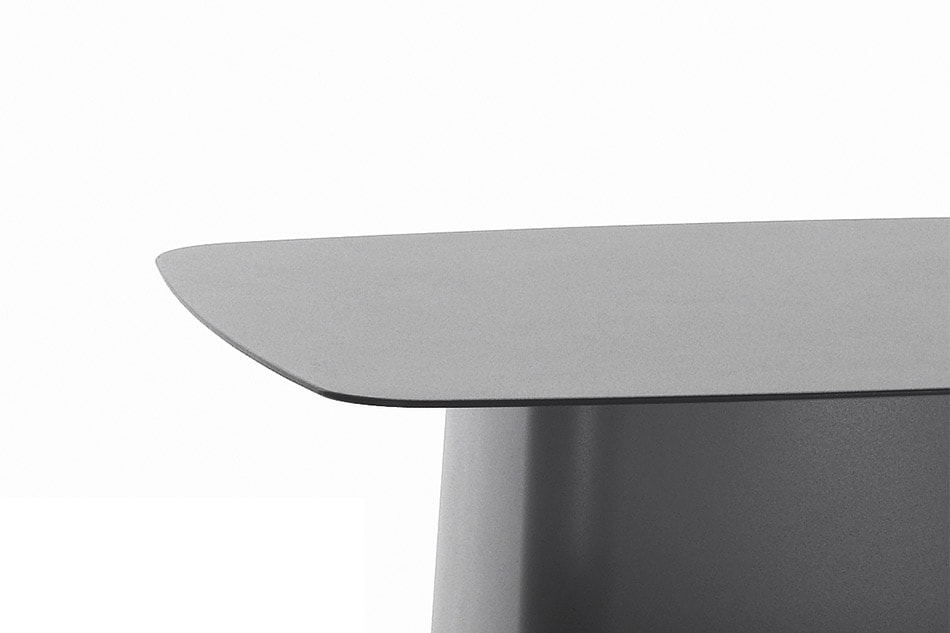 Metal Side Table Outdoor（メタル サイドテーブル アウトドア