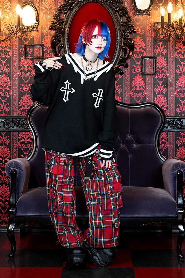 堕天使のメルティライン Vネックニット【BLACK×WHITE】｜LISTEN FLAVOR