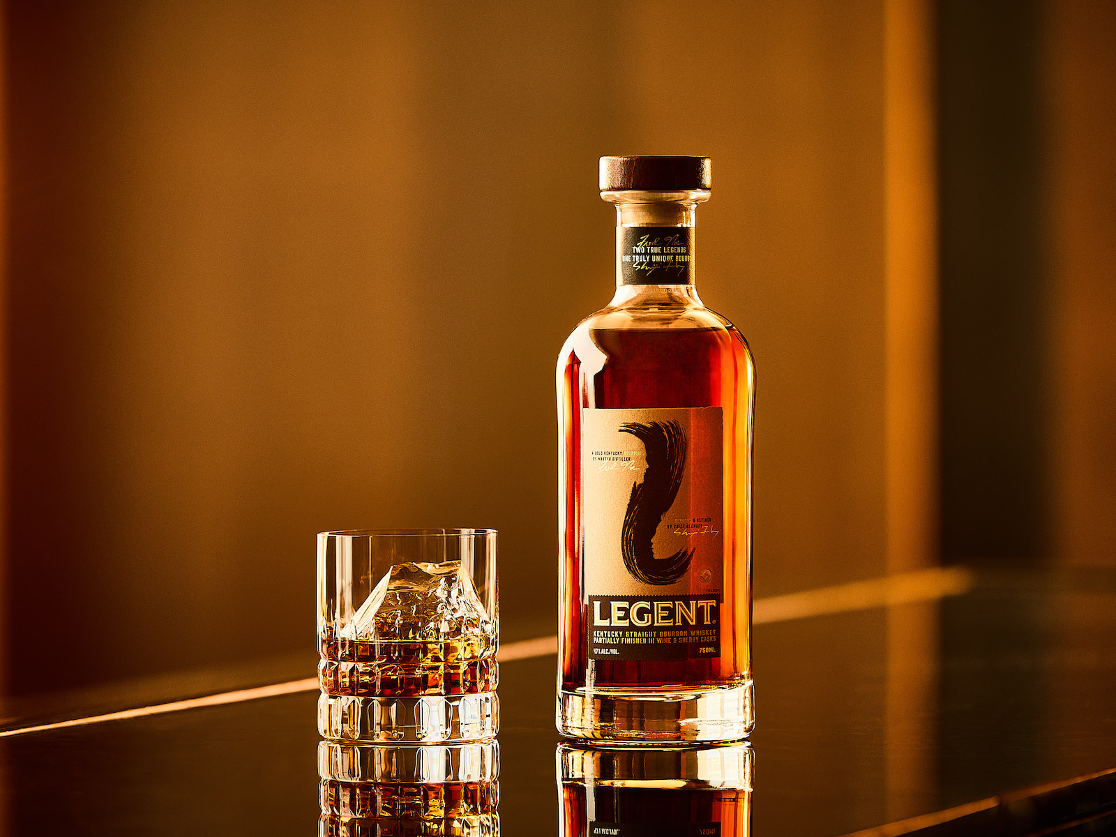 世界に新風を吹きこむウイスキー「リージェント」、日米のレジェンドが