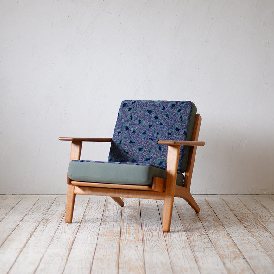 展示品2025年製】オカムラ シェリル ラウンジチェア パネル脚 ベージュ