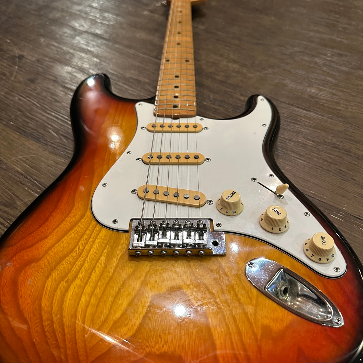☆YAMAHA☆SR500 Super Rock'n Roller Sunburst ストラトキャスター
