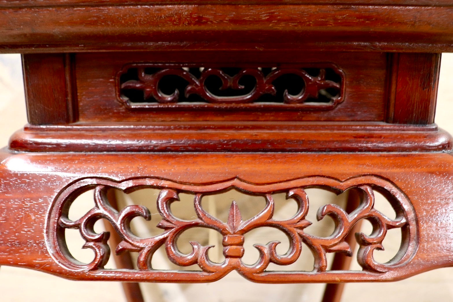 紫檀 花台 高級 飾り台 天然木 香炉台 飾台 四足 透かし 長方型 床の間