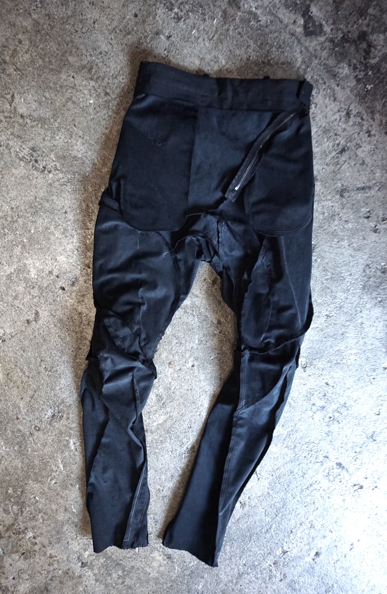 DIS-M-MPP/01. Distortion Muscle Pocket Pants / Hyperflex. Black