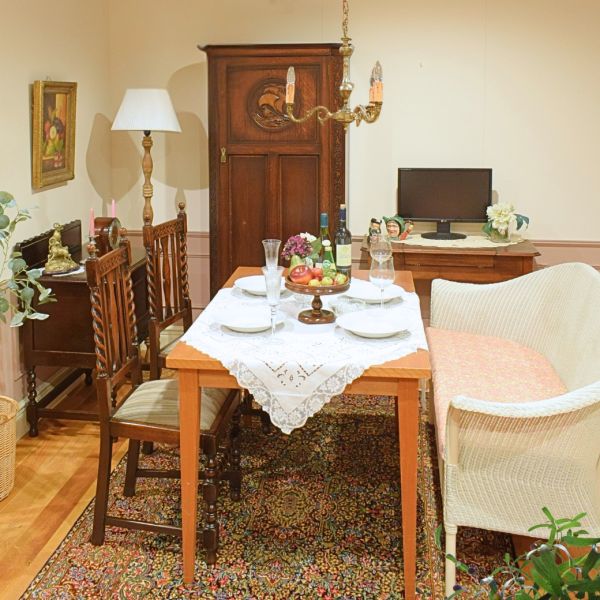 フランスから届いたトーションレース、アンティークのボビンレースの