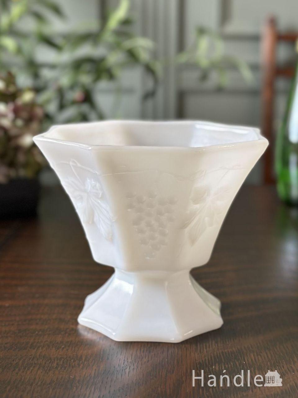 アンティークのミルクガラスの食器、アンティークガラスのボウル(m