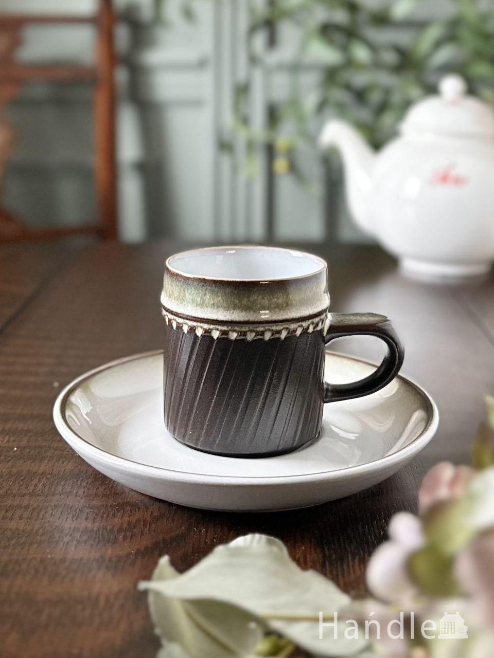 英国から届いたビンテージのカップ＆ソーサー、ジョンソンブラザーズ