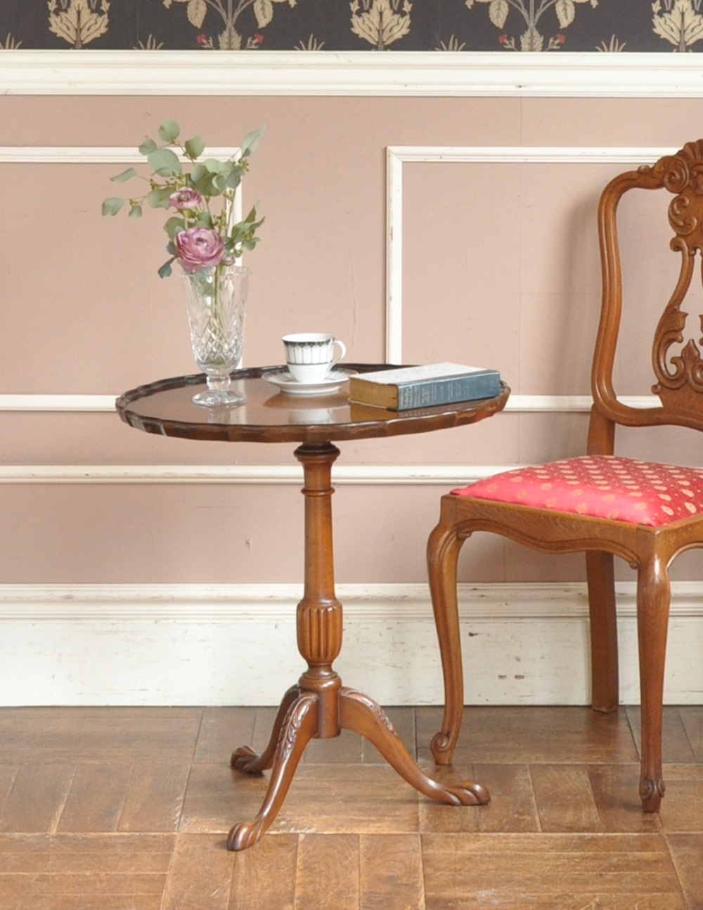 英国アンティーク〇木製ワインテーブル/サイドテーブル/丸机/花台