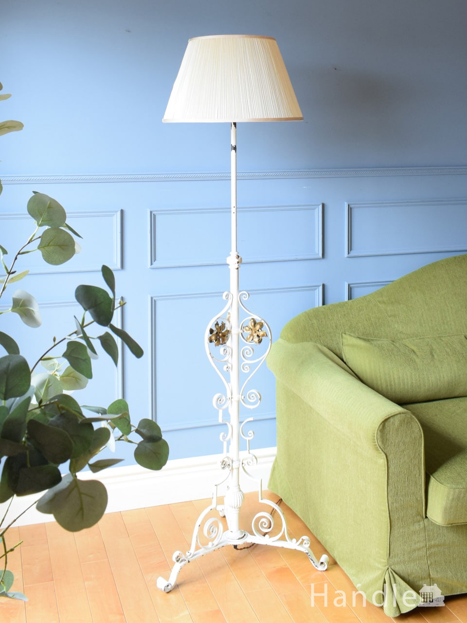 イギリスから到着したアンティーク照明、背の高いスタンドライト(k-888