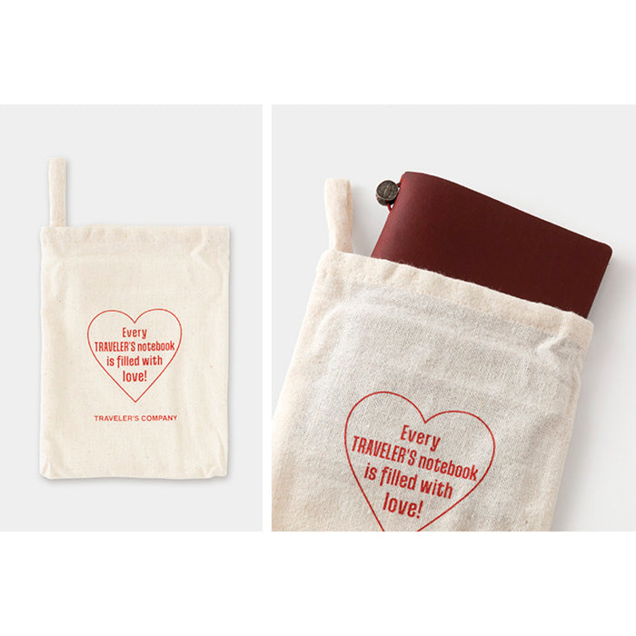 TRAVELER'S notebook LOVE AND TRIP Red (Passport Size) | 八文字屋
