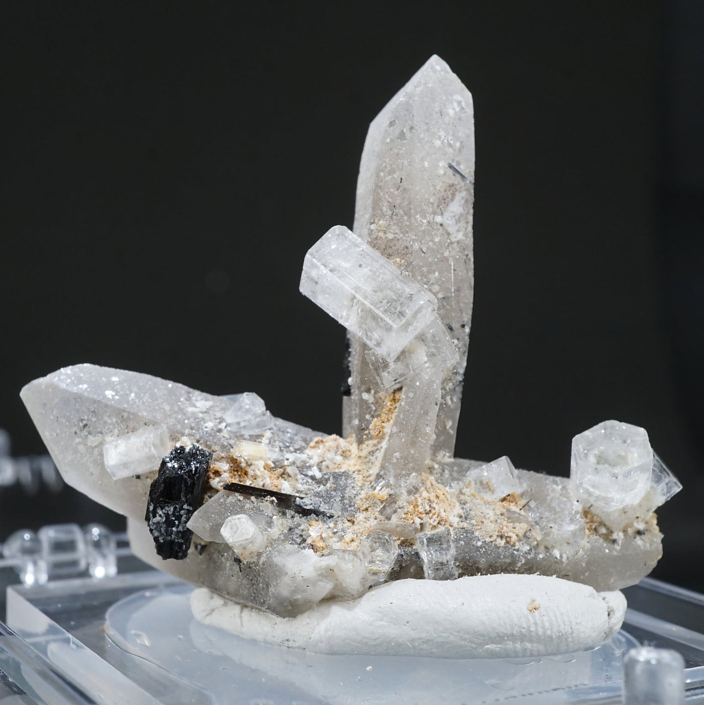 ナミビア産 水晶・ゴシェナイト・トルマリン – 天然石ハッピーギフト