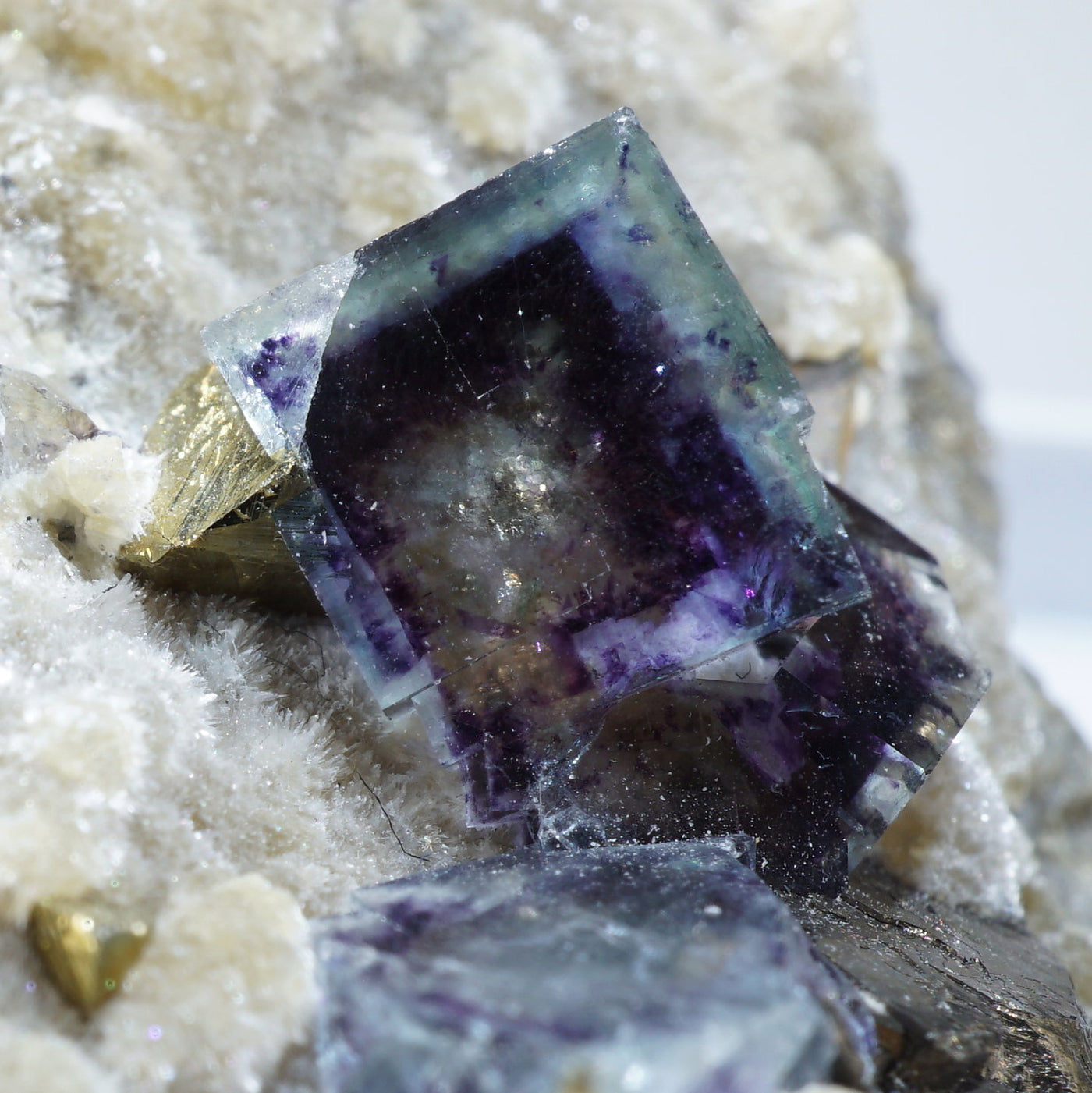 中国 内モンゴル産 フローライト|ハッピーギフト – 天然石ハッピーギフト