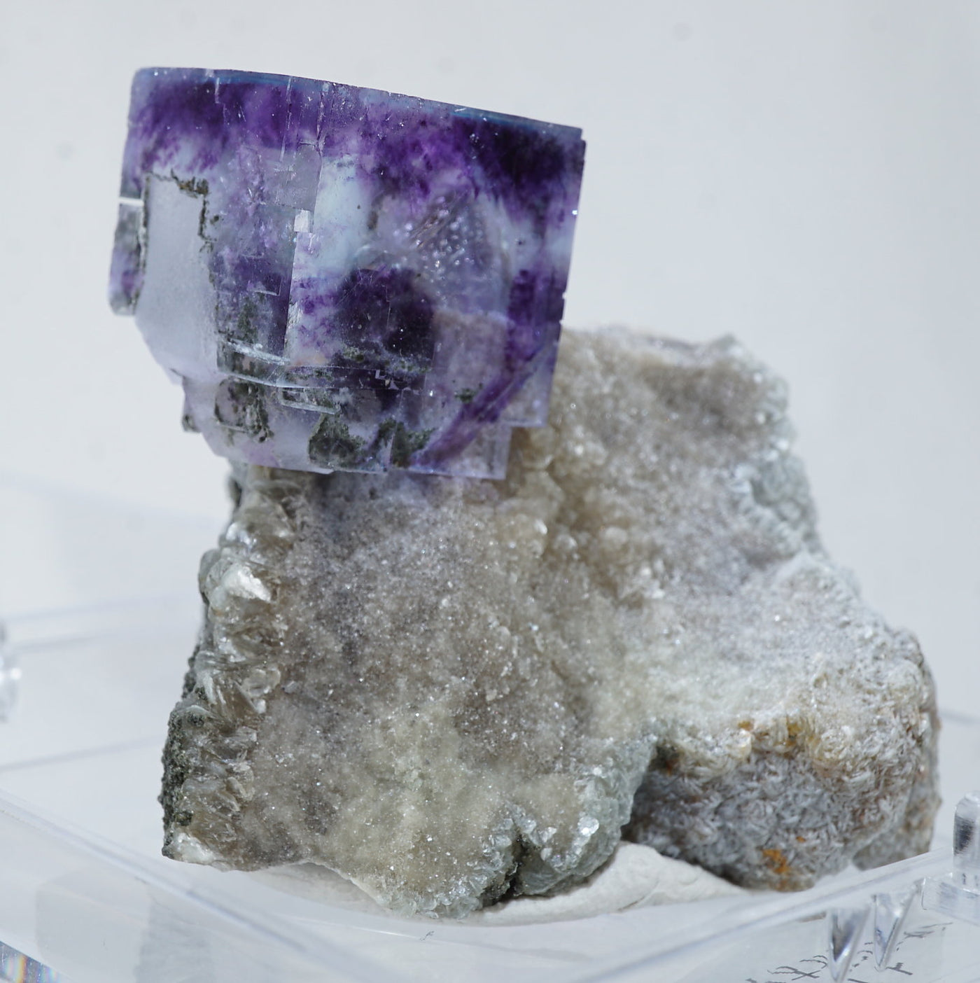 中国 ヤオガンシャン産 フローライト – 天然石ハッピーギフト