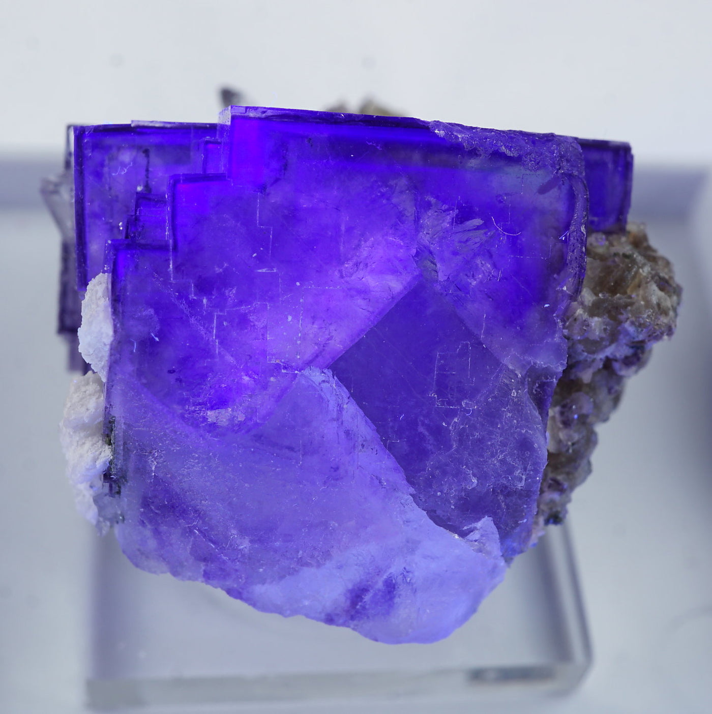 中国 ヤオガンシャン産 フローライト – 天然石ハッピーギフト