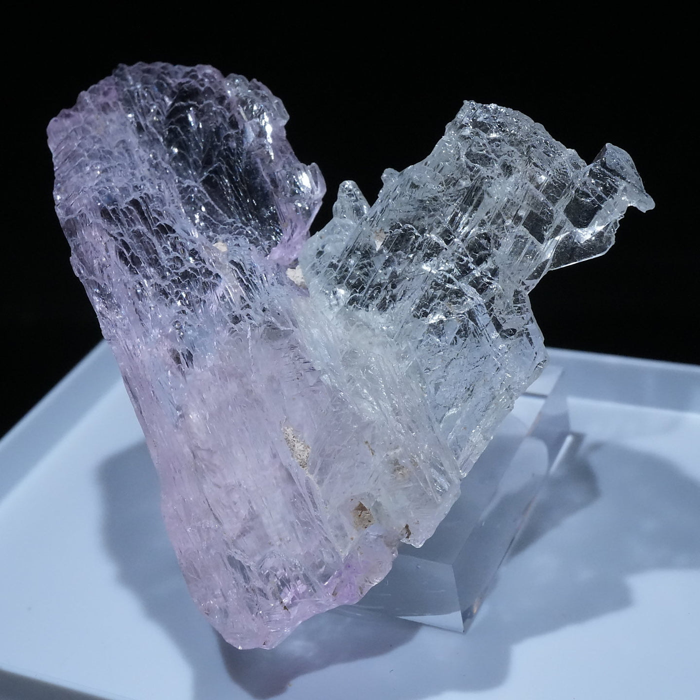 アフガニスタン産 クンツァイト|ハッピーギフト – 天然石ハッピーギフト