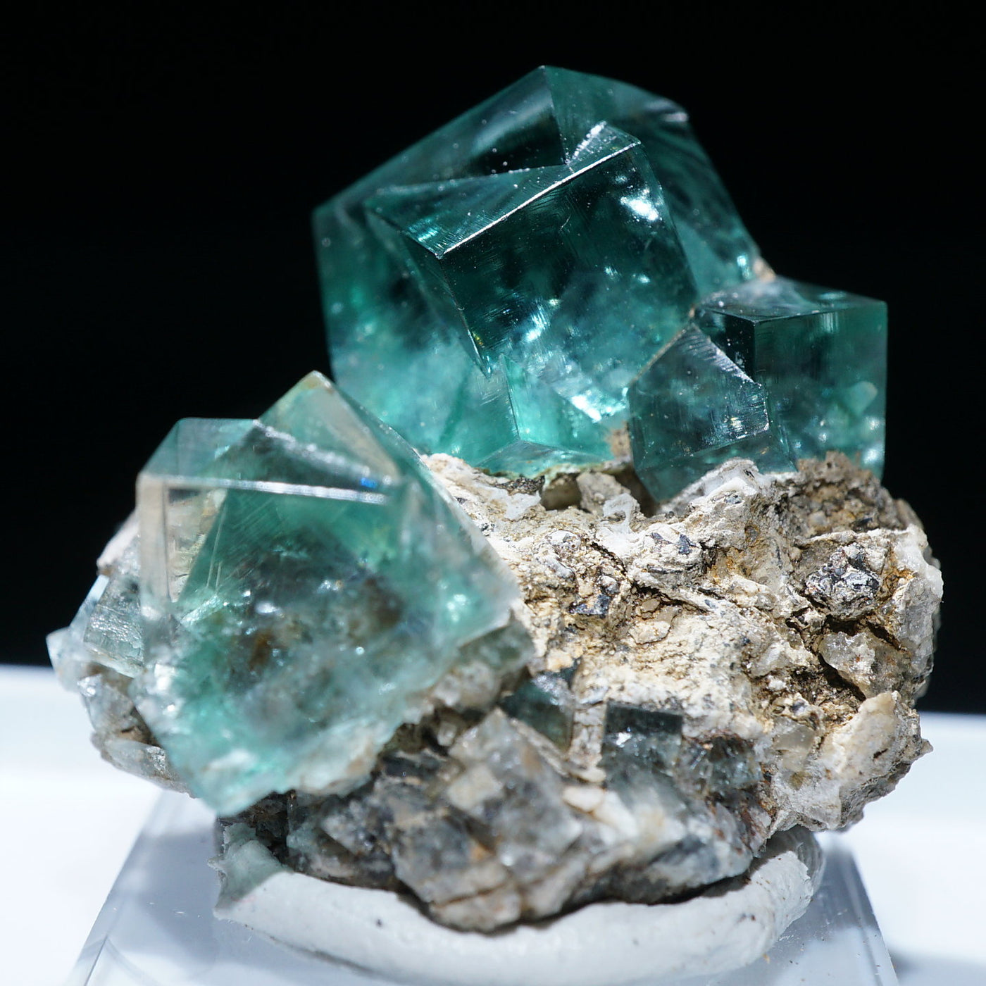 136g 縁取りフローライト キューブタイプ 鉱物標本 【公式通販】