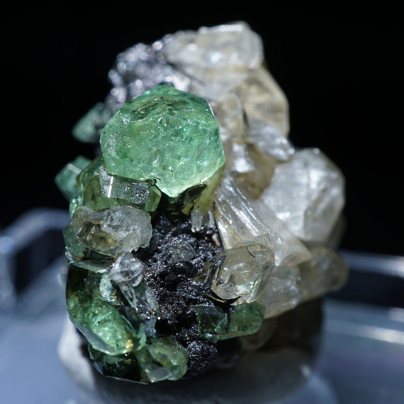 蛍光》タンザニア産 ツァボライト・透輝石 – 天然石ハッピーギフト