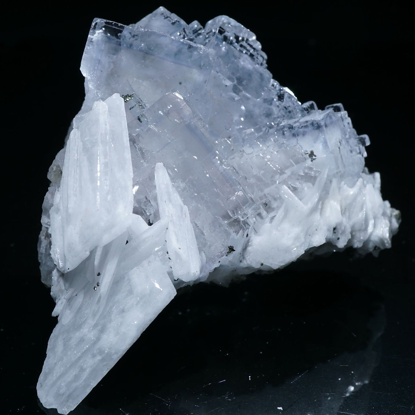 スペイン アストゥリアス エミリオ鉱山産 フローライト ・バライト