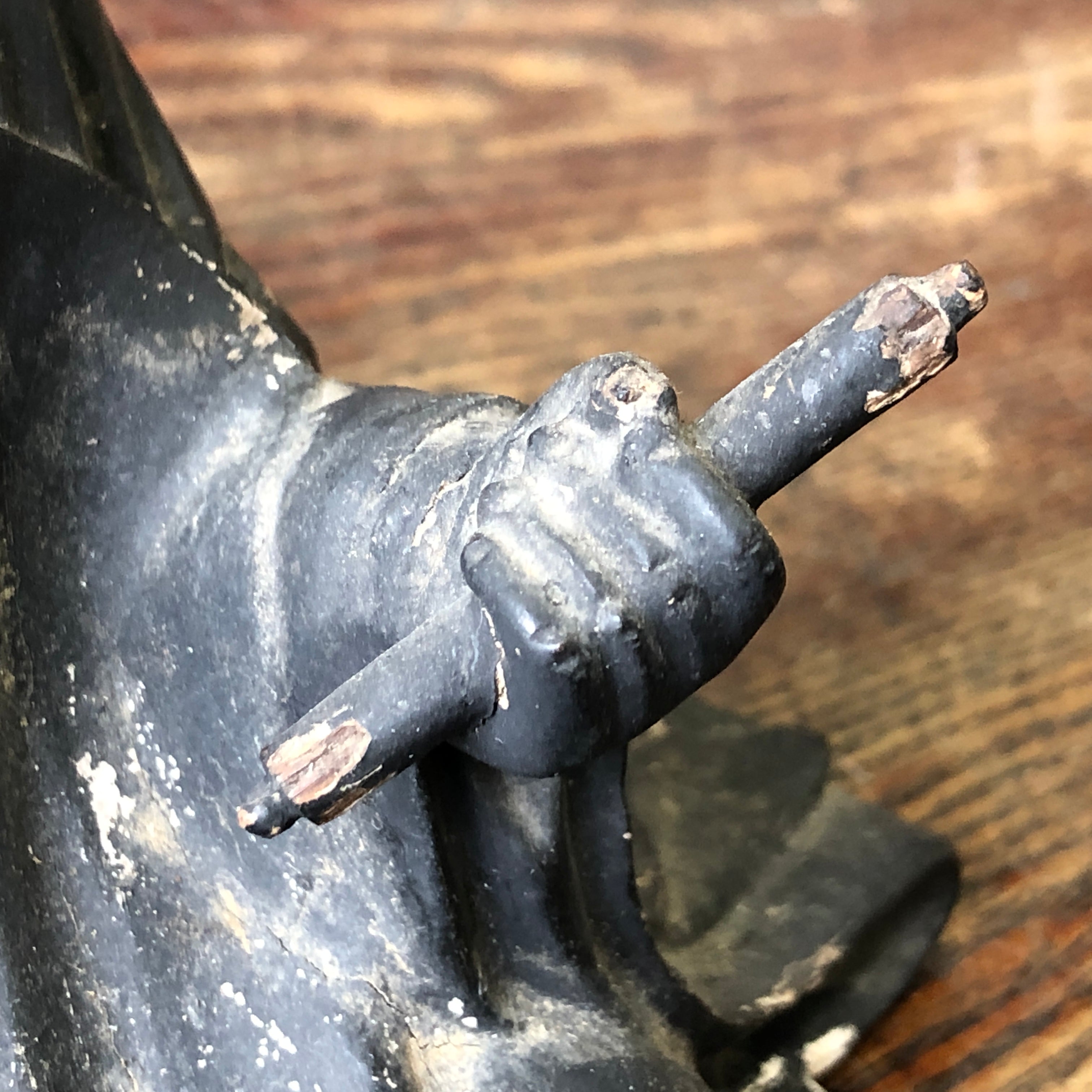 ニァーイースタン（アフガニスタン付近）発掘品 石造人物手彫飾瓶