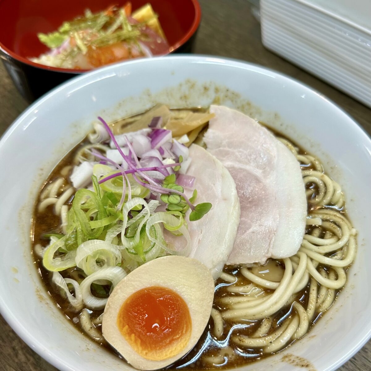 サンロード3Fレストラン街の新店【麺屋みな海 中華そば】で喰う濃厚