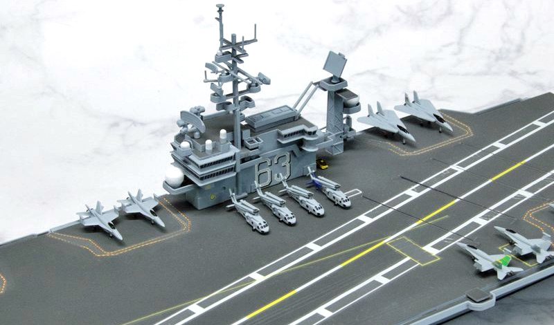1/700航空母艦「CV-63 キティホーク」完成写真 – 艦船模型製作代行