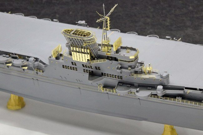 航空母艦 大鳳 完成品 350/1 ビーバーコレクション 航空母艦 大鳳 完成