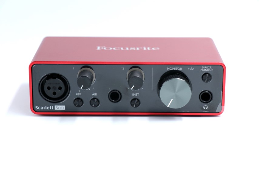 Focusrite Scarlett Solo 3rd Genをレビュー。1万円台で人気の
