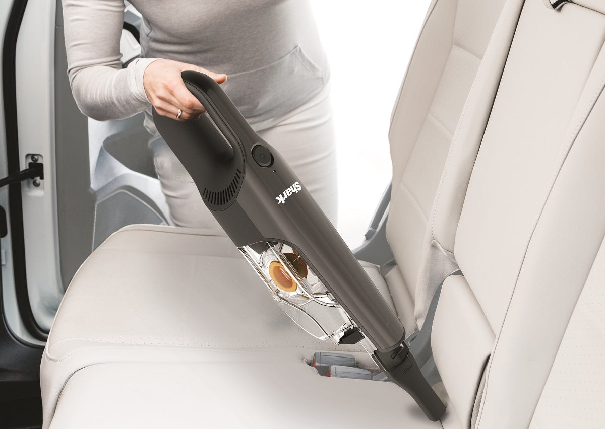 最強のサイクロンハンディクリーナーが「Shark」より新登場