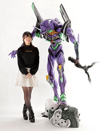 エディオン、全長2mのフィギュア「ART MASTER 3D 2Mエヴァンゲリオン初