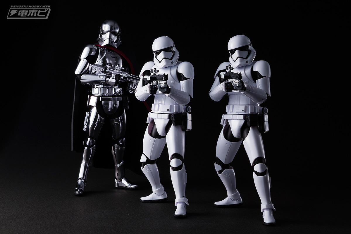 スター・ウォーズ／フォースの覚醒』キャプテン・ファズマ＆ファースト