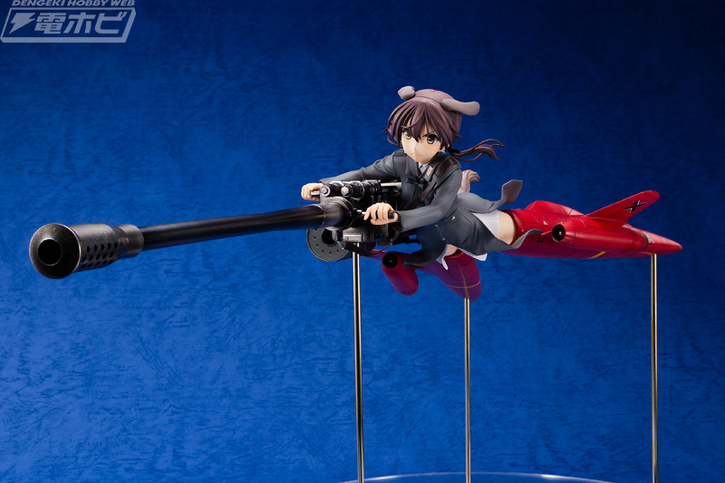 ストライクウィッチーズ』躍動感のあるバルクホルンのフィギュアが