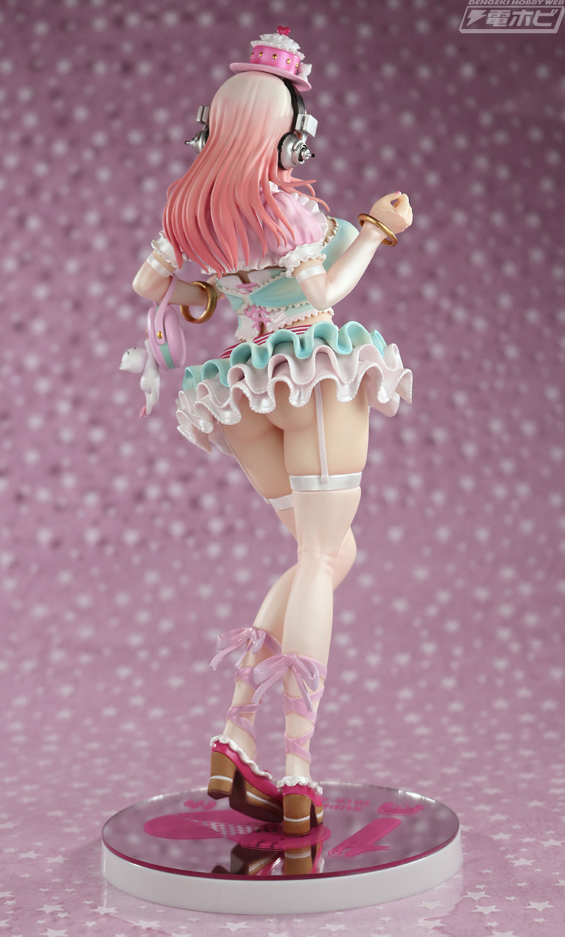 祝デビュー10周年！「すーぱーそに子 10th Anniversary Figure