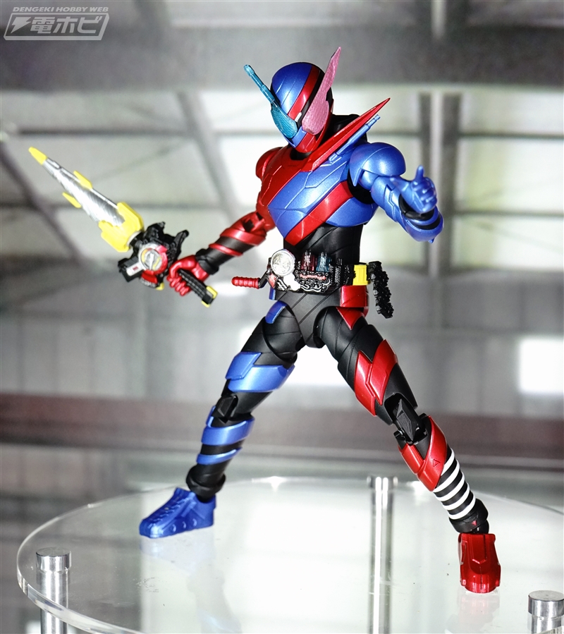 仮面ライダービルド』がバンダイのプラモデル「Figure-rise Standard