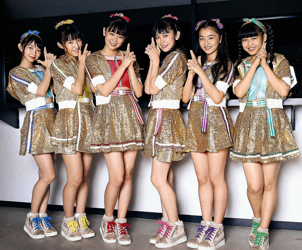 ももクロ エビ中 全員サイン うちわ 2