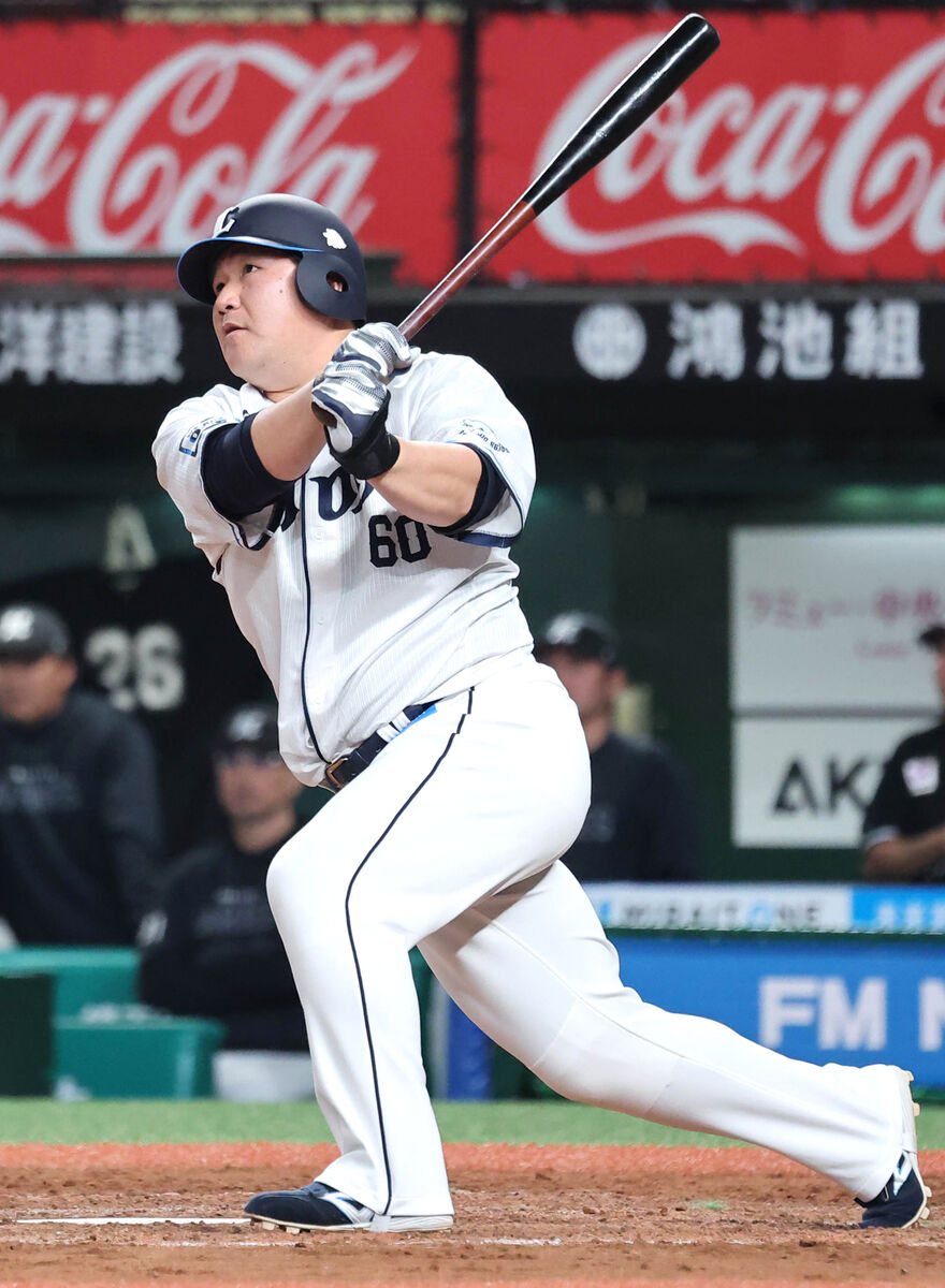 西武では80年ノムさん以来！中村剛也が41歳以上代打弾 500号