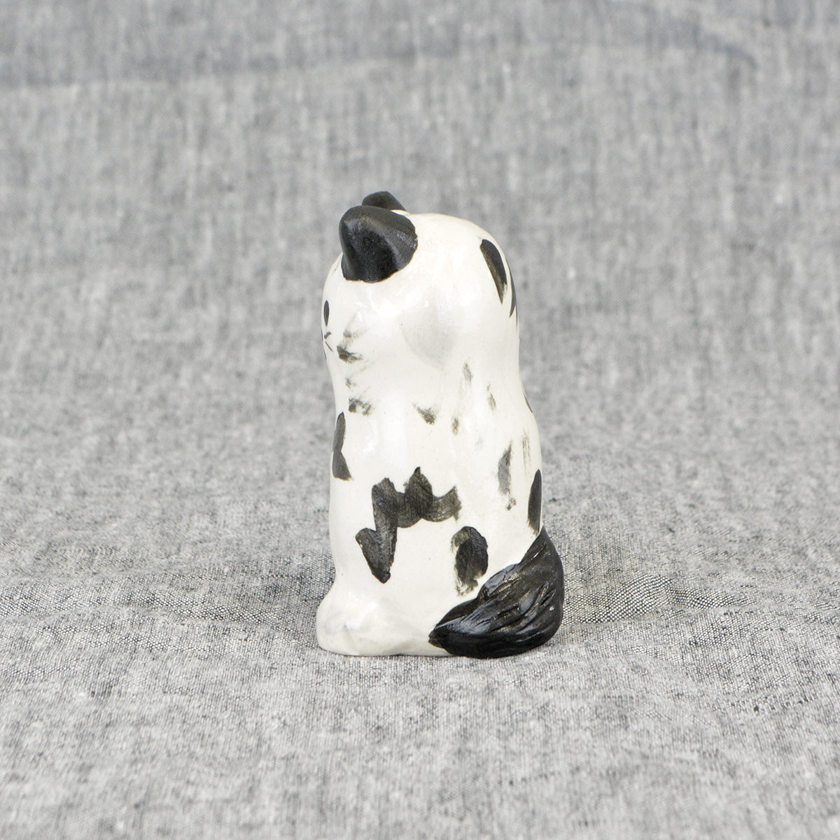 Jenni Tuominen イェンニ・トゥオミネン 陶器のオブジェ ( ネコ 003