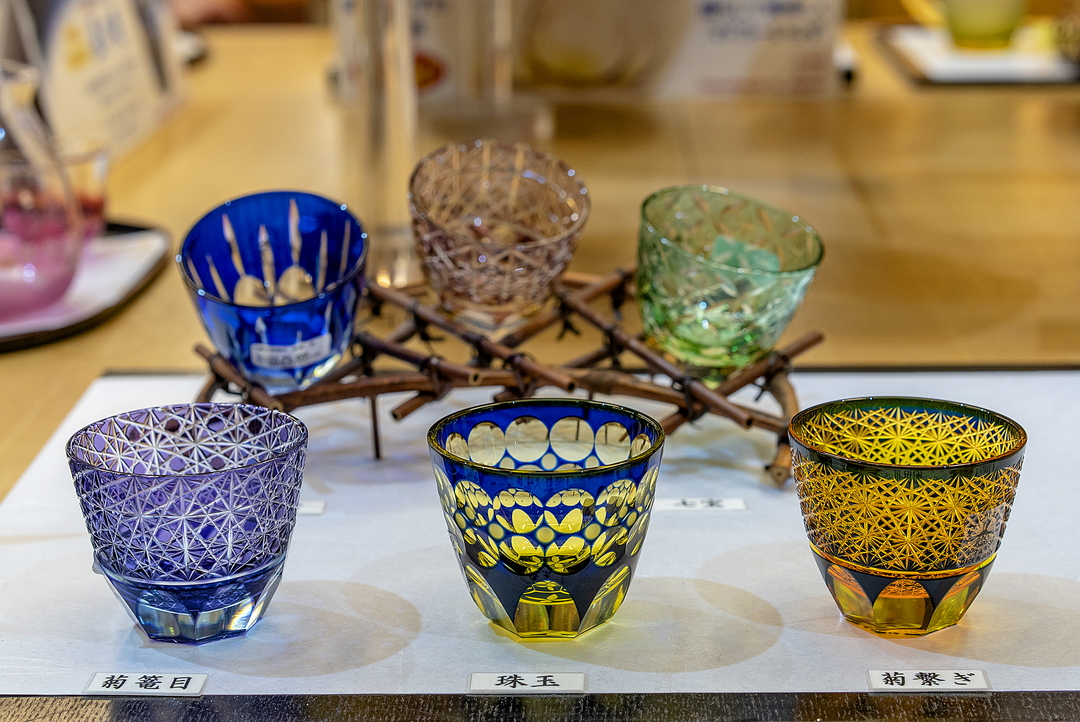 小樽の有名観光地「北一硝子」の一世紀以上に及ぶ歴史と魅力に迫る