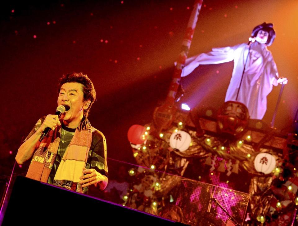 還暦の桑田、カンゲキ大忘年会 4年ぶり年越しソロライブも攻めの演出