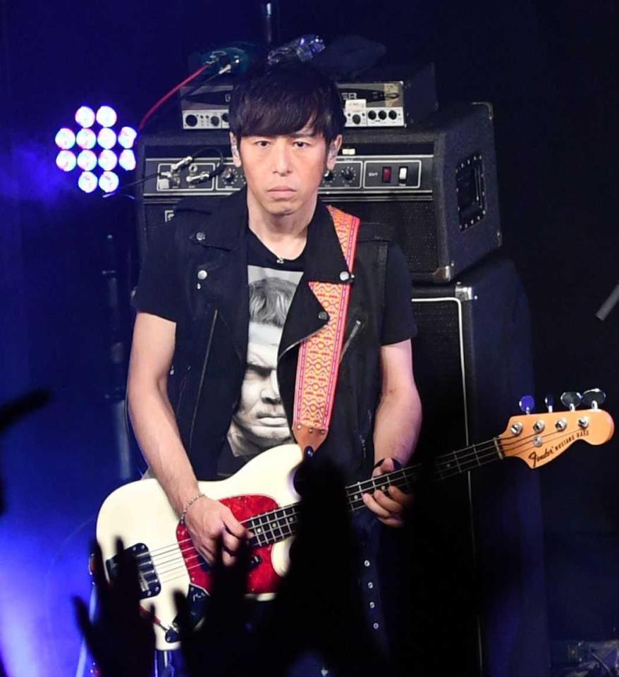 JUN SKY WALKER（S）」寺岡呼人の卒業を発表、今後は3人